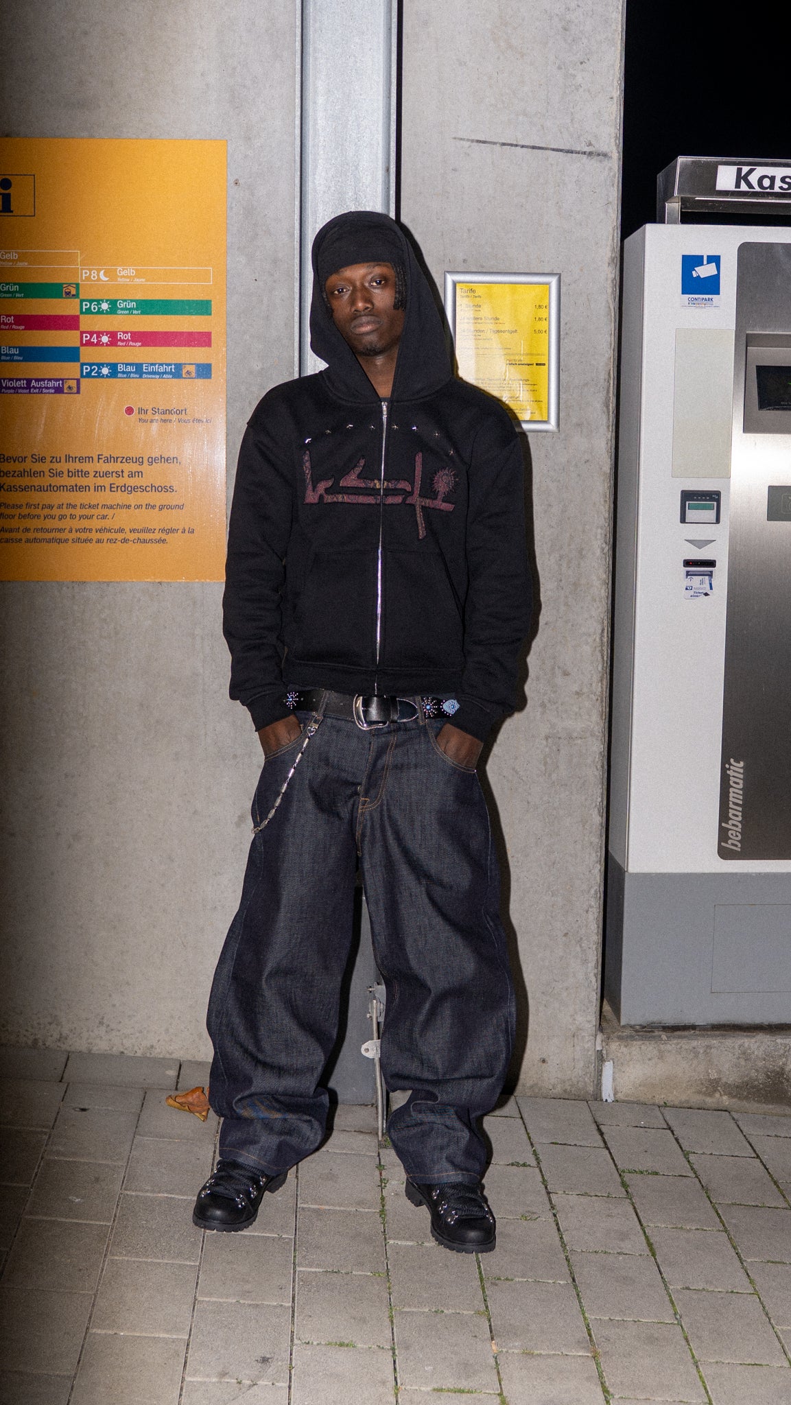 ORIENTAL ZIPPER BLACK