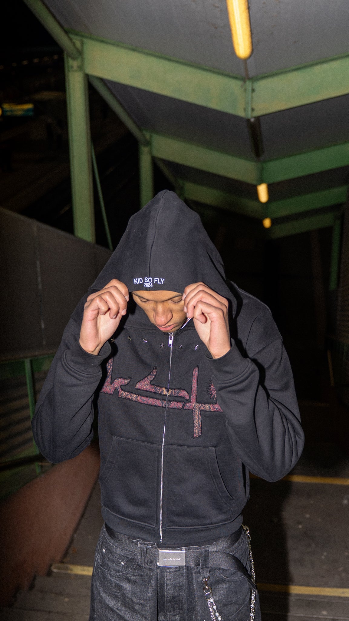 ORIENTAL ZIPPER BLACK