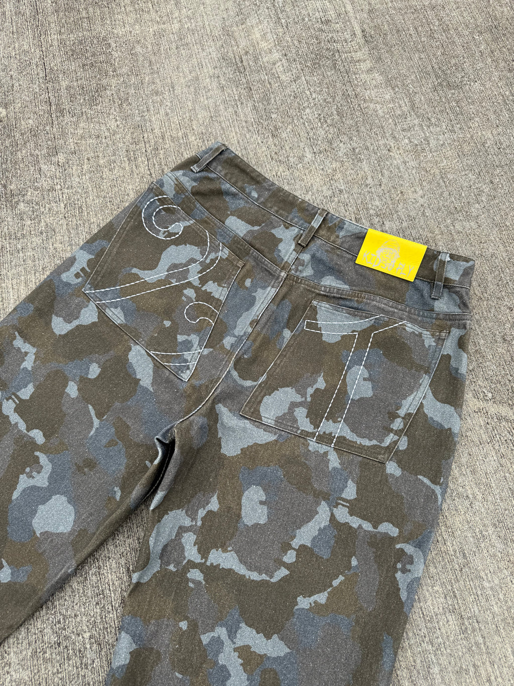 FADED CAMO DENIM PANTS