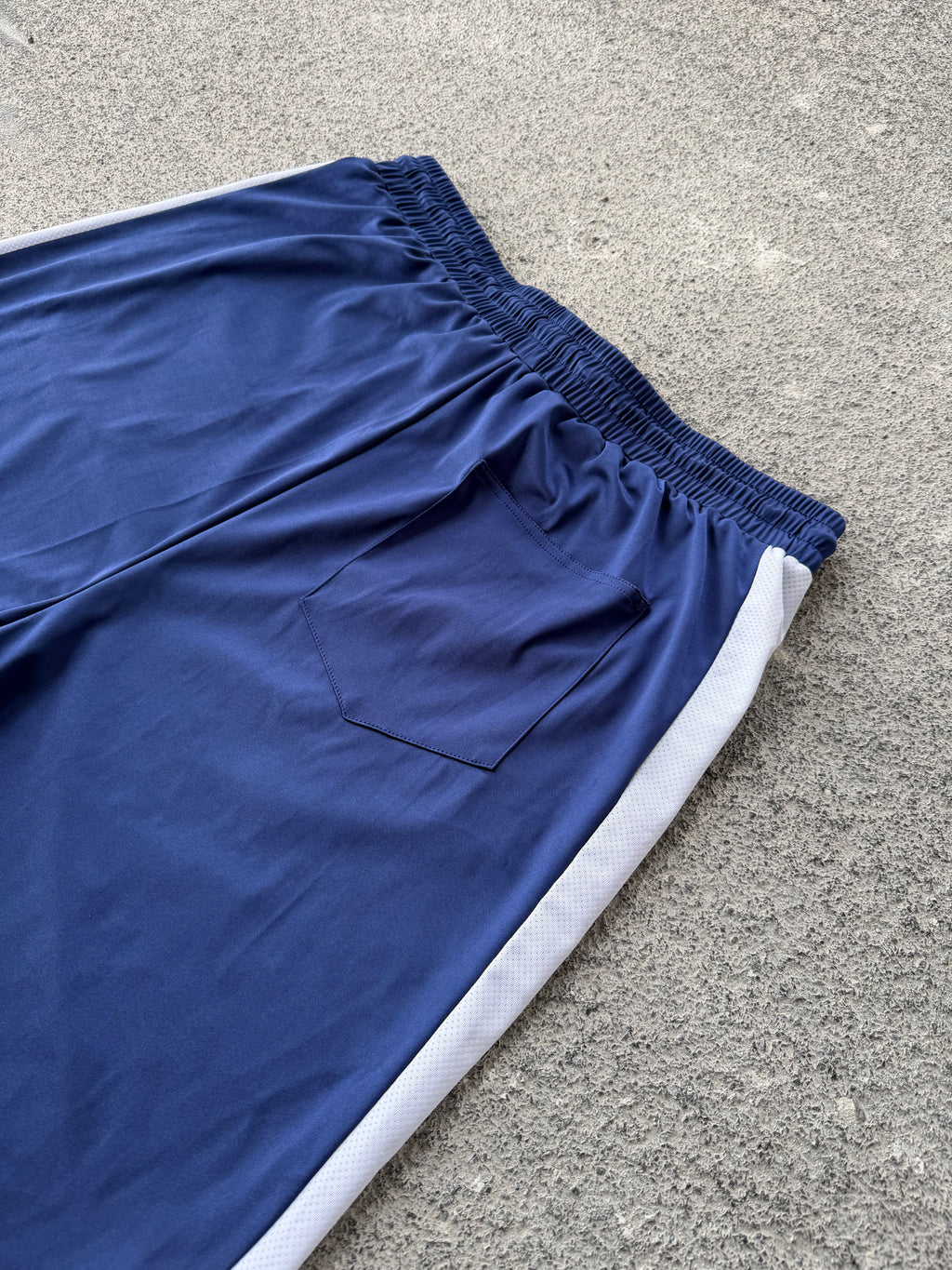 NAVY MESH SHORTS